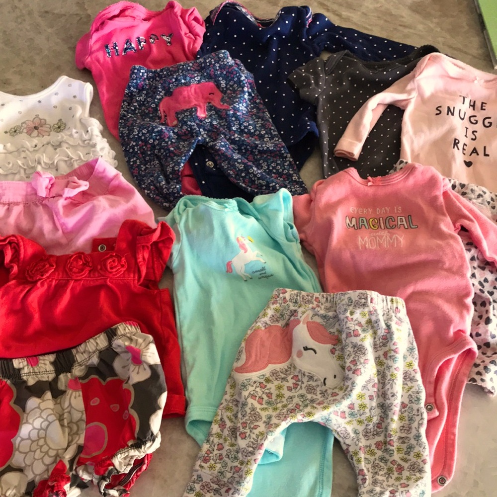 Carter’s 0-3 month baby girl outfits